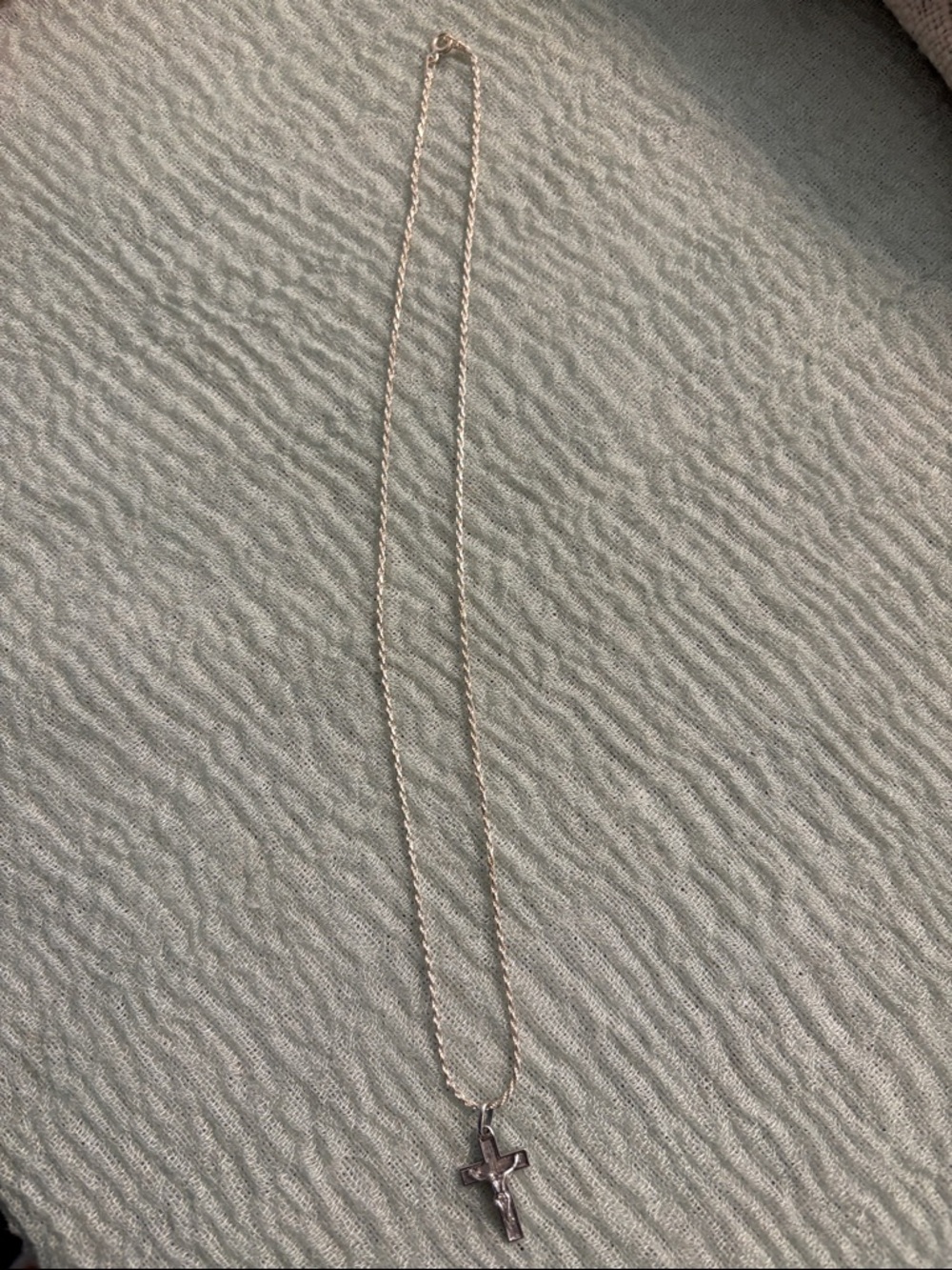 925 Sterling Silver Necklace with and Silver plated crucifix